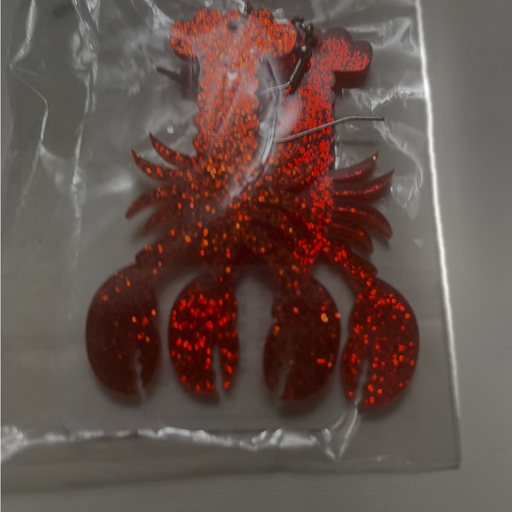 Lobster Sparkle Red Dangle Earrings NWT Unmarked